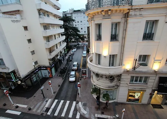 Rue D'antibes Center * Cannes